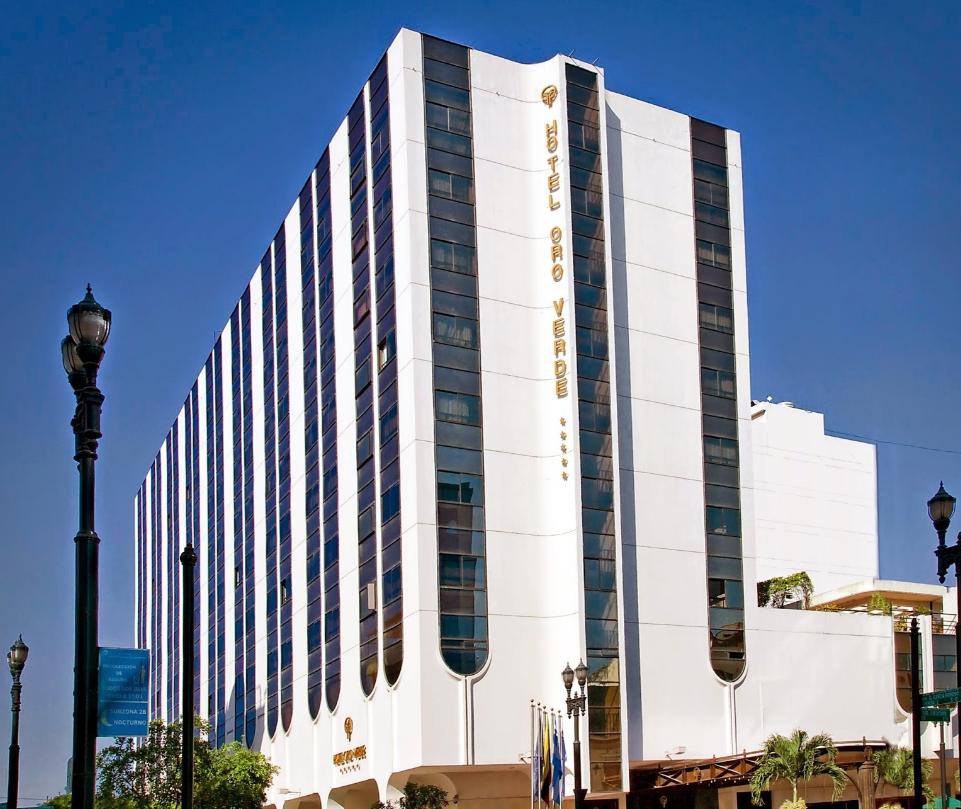Hotel oro Verde